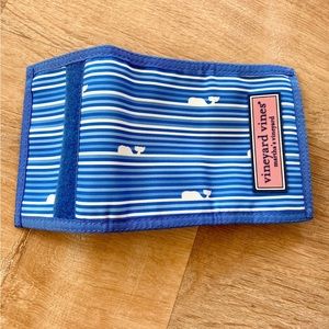 NWT Vineyard Vines Velcro Wallet